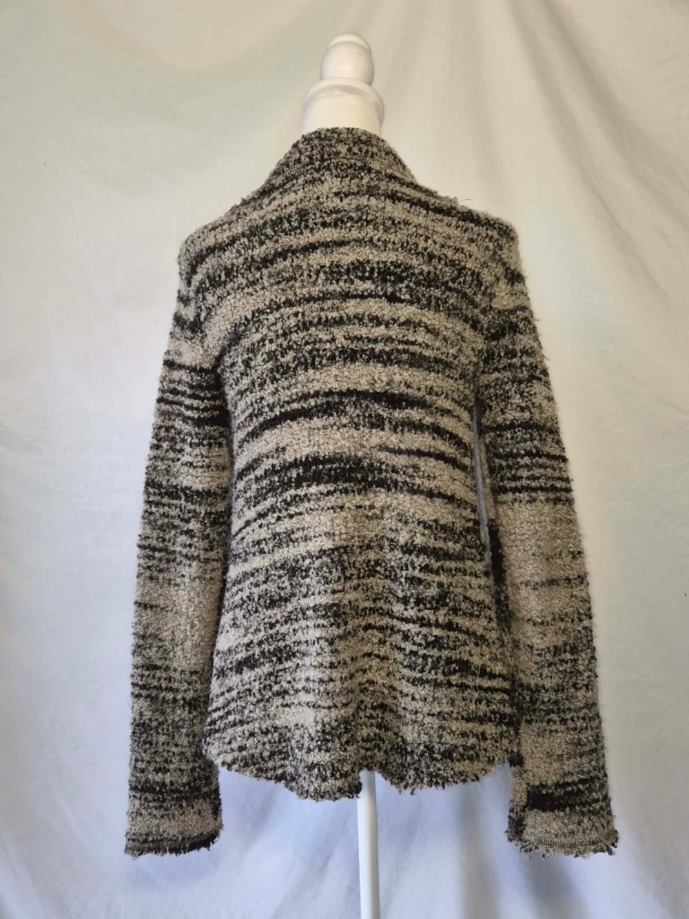 Free People Chic Cozy New England Posh Wool Blend Chunky Frilly Wench Sweater XS - Picture 6 of 10